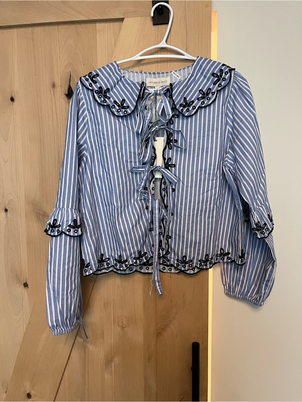 100% cotton Sea-striped Embroidered Tie-Front Cotton Top - Blue